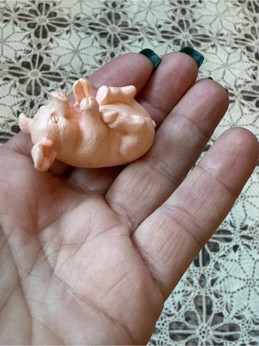 Vintage Pig Figurine Lot of 5 – Farm Animal Miniatures Mixed Styles